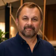Leo O.