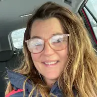 Mia S.