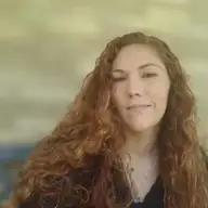 Rhiannon W.