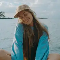 Nina W.
