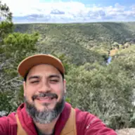 Luis V.