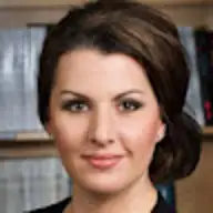Kim T.