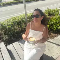 Xiomara E.
