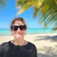 Isabelle G.