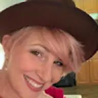 Sara C.