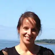 Élaine L.