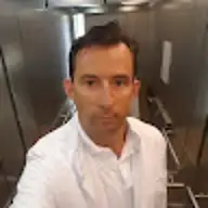 Lukas P.