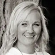 Kelly V.