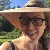 Sarah R.