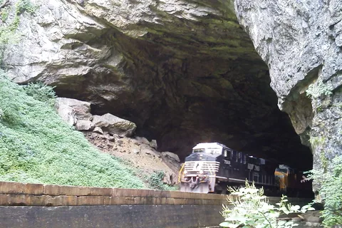 Natural Tunnel State Park