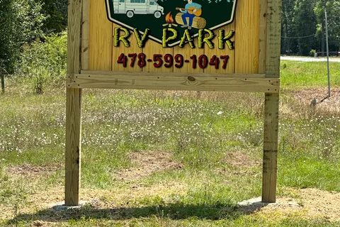 Pine Grove RV Park