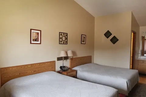 Elk Creek Resort and Lodge