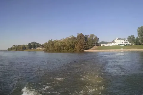 Holiday Point Marina and Campground