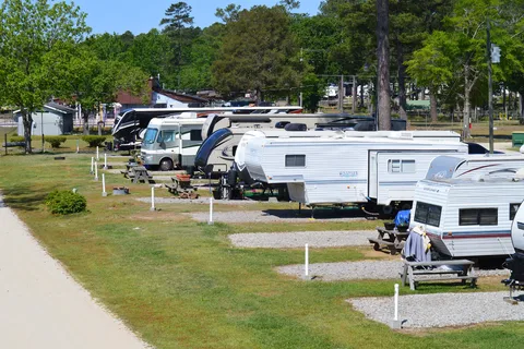 Lake Waldos Beach Campground