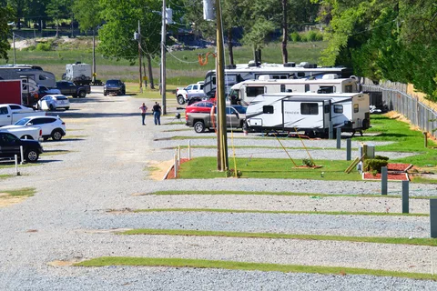 Lake Waldos Beach Campground