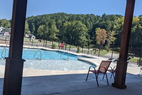 Rivers Edge Mountain RV Resort