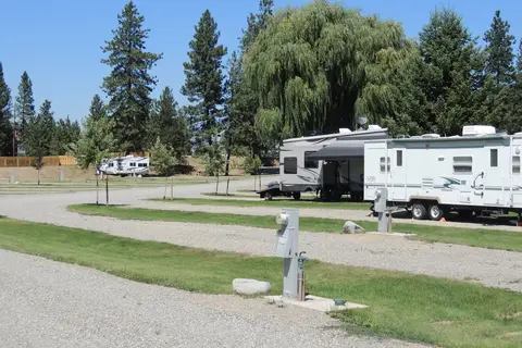 Gold Mountain RV Park and Tipi Rental in WA