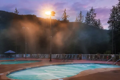Crazy Creek Hot Pools Resort