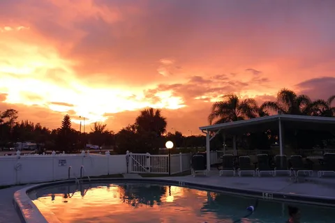 Bonita Lake RV Resort