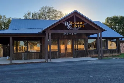 Waco Creekside Resort
