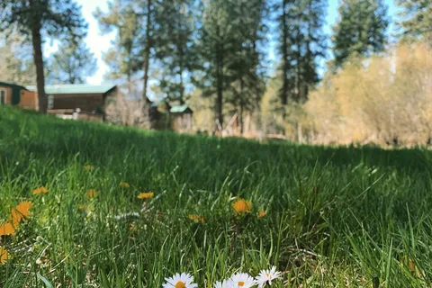 Crater Lake Resort