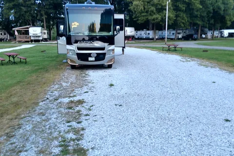 Charlarose Lake and Campground