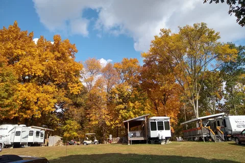 Charlarose Lake and Campground