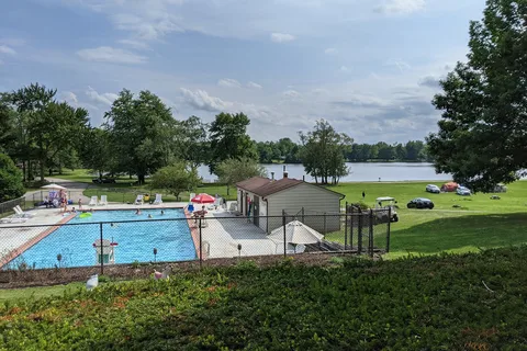 Roundup Lake RV Park