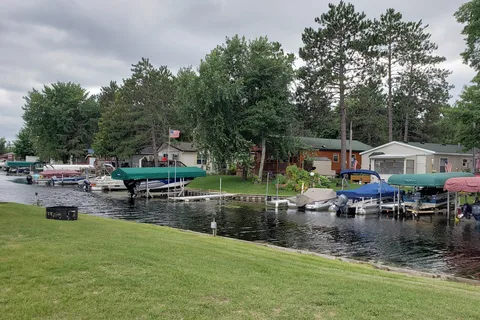 Stony Pt Resort and Campground