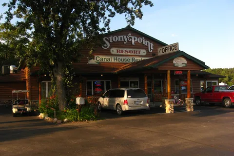 Stony Pt Resort and Campground