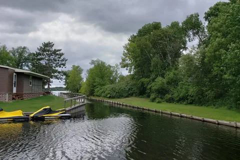 Stony Pt Resort and Campground