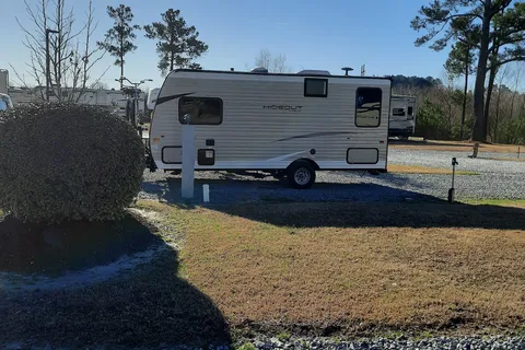 Raleigh Oaks RV and Cottage Resort