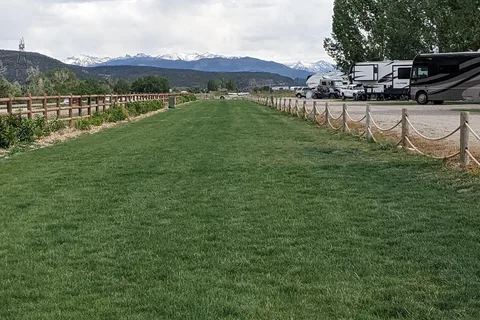 Centennial RV Park and Cmp Grnd