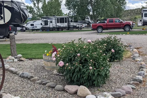 Centennial RV Park and Cmp Grnd