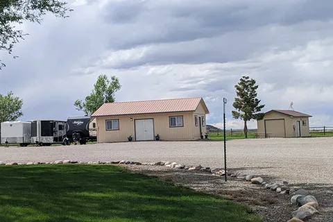 Centennial RV Park and Cmp Grnd
