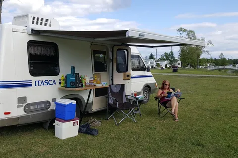 Domaine Parc Estrie | Camping VR et chalets Parkbridge