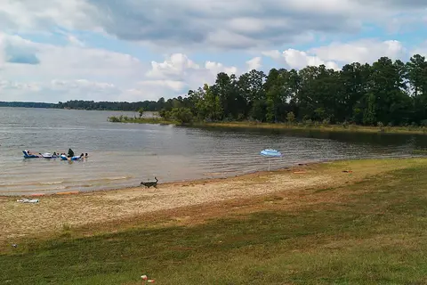 Jackson Hill Park and Marina