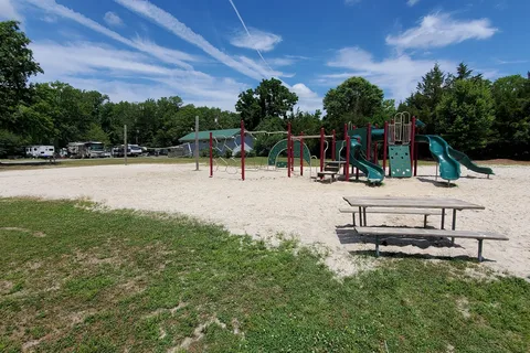 Chestnut Lake RV Campground