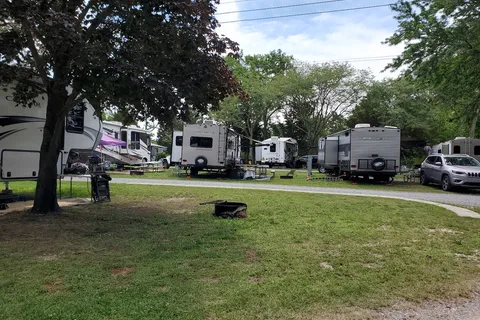 Chestnut Lake RV Campground
