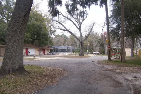 Big Oaks River Resort