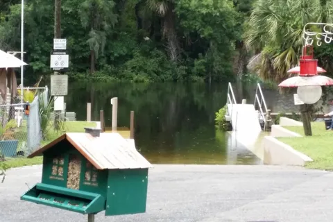 Big Oaks River Resort