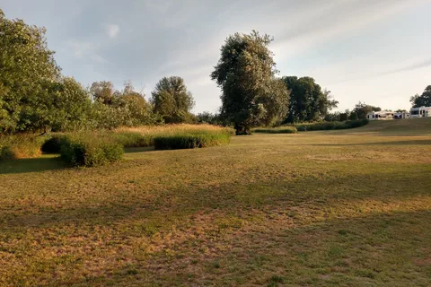 Premier RV Resort - Salem