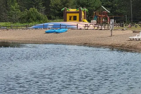 Hi-Pines Campground and Resort