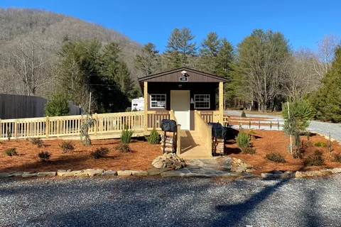 Land of Waterfalls RV Campground