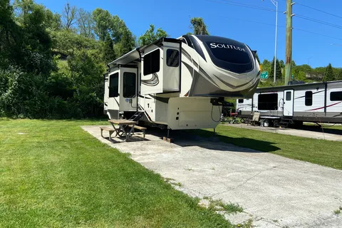 Wilson's Riverfront RV Park