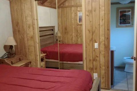 Mountaindale Cabins and RV Resort