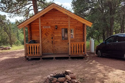 Mountaindale Cabins and RV Resort