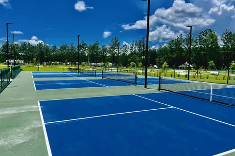 Island Oaks RV Resort
