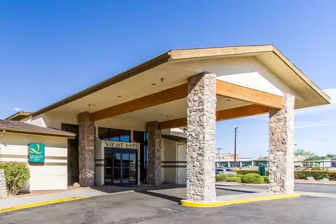 Navajoland Inn and RV Park