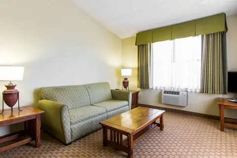 Navajoland Inn and RV Park